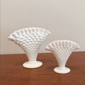 Vintage White Hobnail Fan Vase Set - Decorative Home Accents